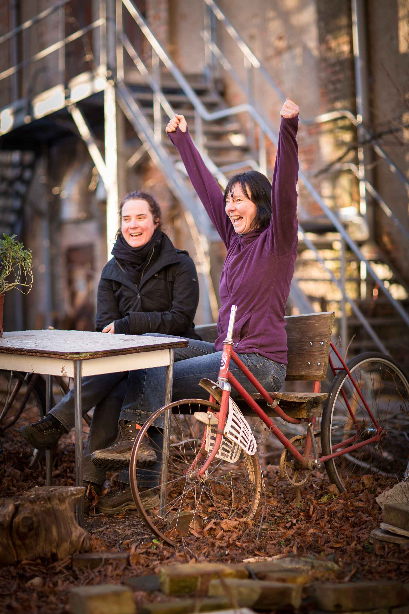 Daniela Nuß und Susanne Stoll betreiben kunZstoffe e.V.