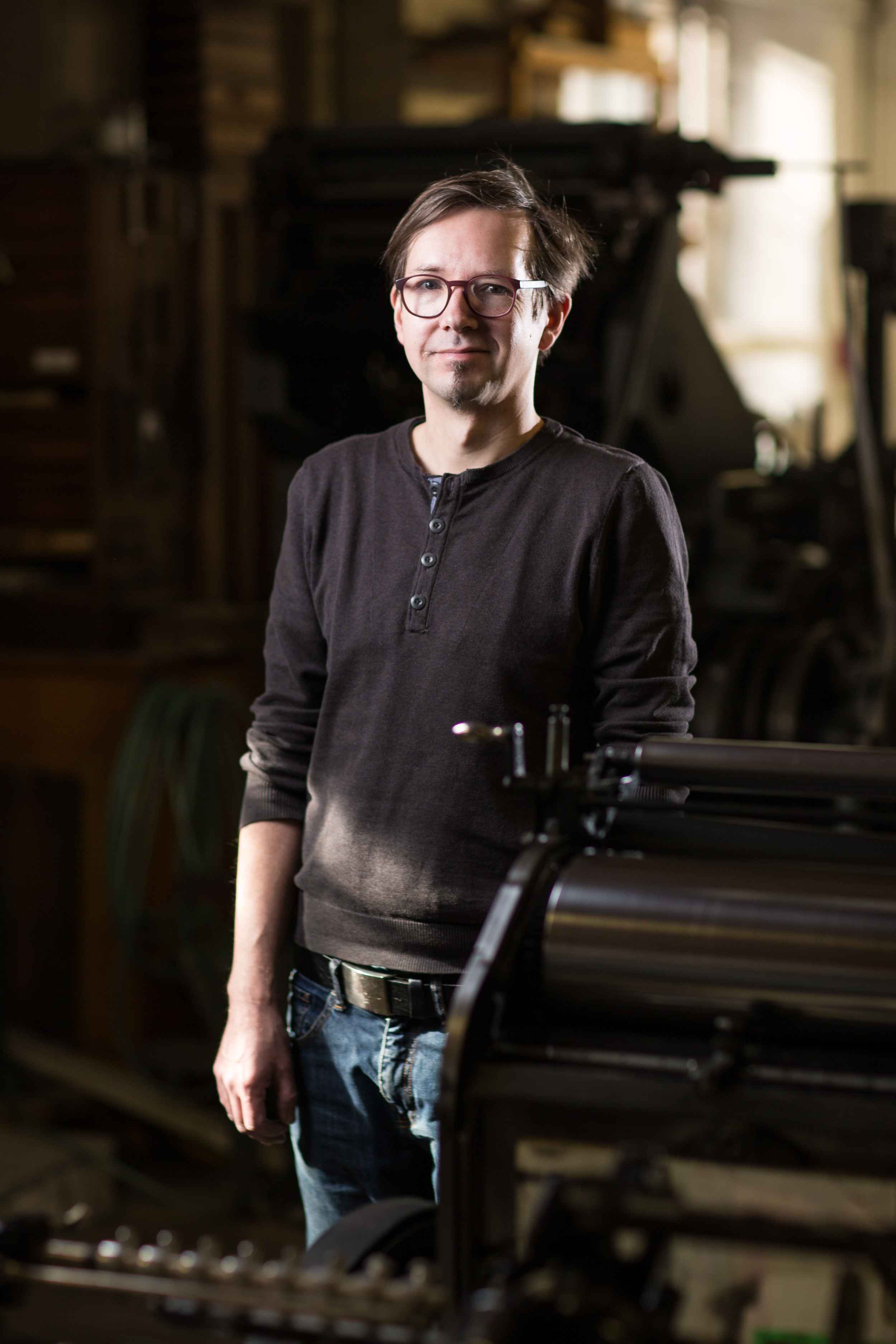 Thomas Siemon ist Buchdrucker und Inhaber der Druckwerkstatt »Plumbum« auf der Baumwollspinnerei Leipzig